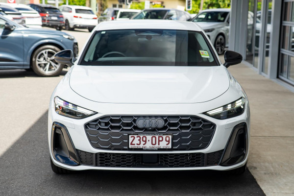 2025 Audi A5 B10 TFSI 150kW S line Sedan image 4
