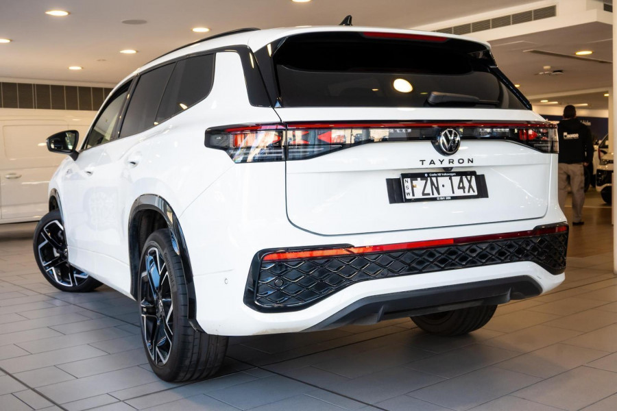 2025 Volkswagen Tayron R4 195TSI R-Line SUV Image 2