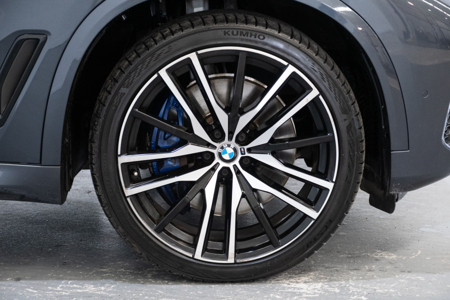 2018 BMW X5 xDrive30d M Sport SUV Image 6