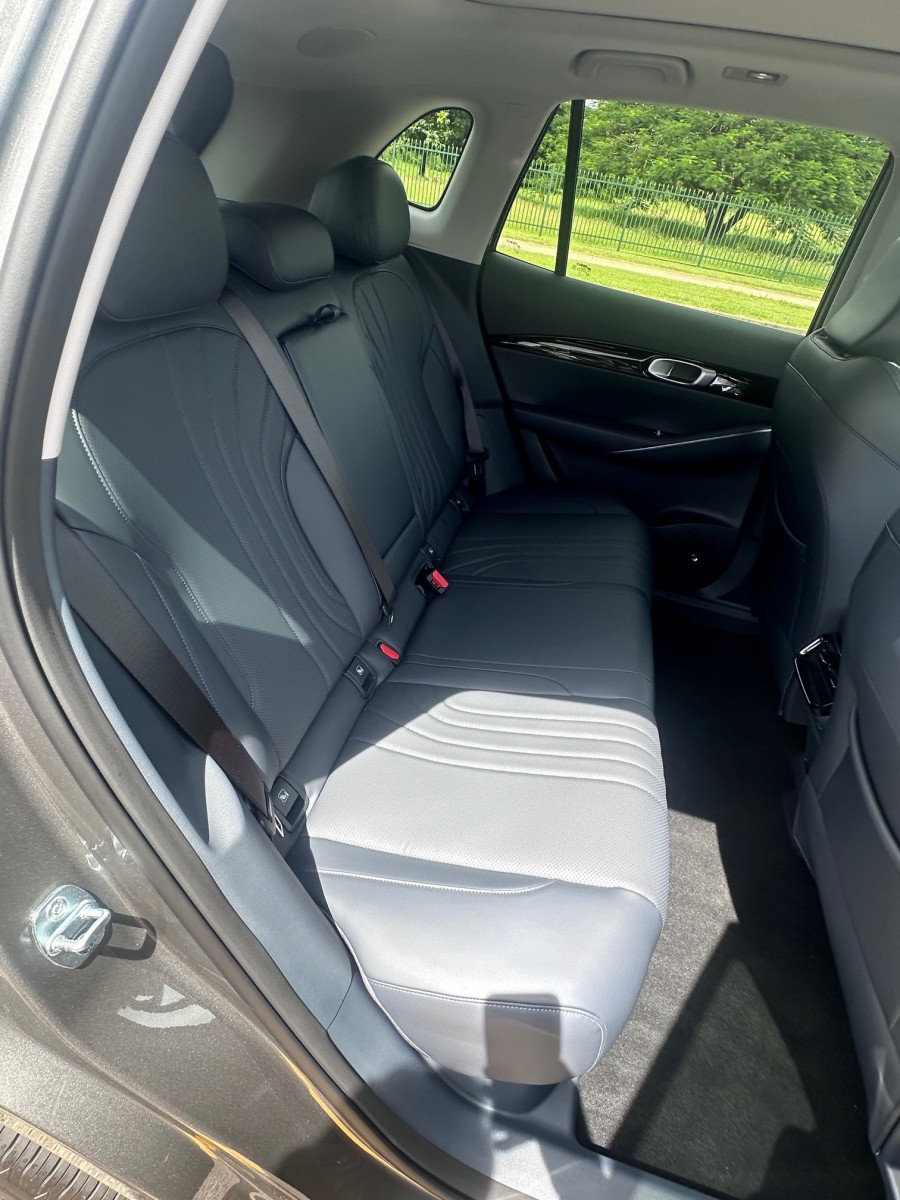 2026 MY27 Geely EX5 E245 Inspire Extended Range SUV Image 8