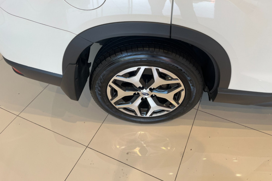 2023 Subaru Forester S5 2.5i SUV Image 16