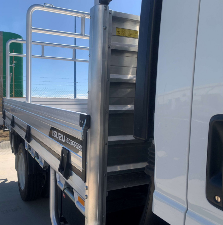2025 Isuzu  NPR 45/65-175 MT D28 TRADE TRADEPACK Tray Image 7