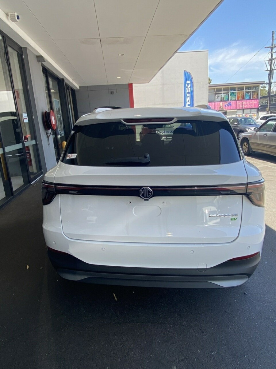 2026 MG MGS5 EV ZS3EM Essence 62 SUV Image 6