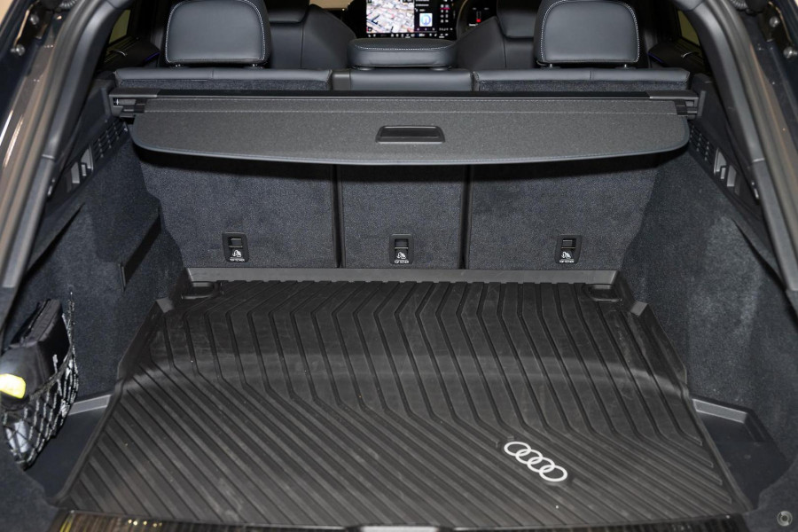 2025 Audi SQ5 FY SUV