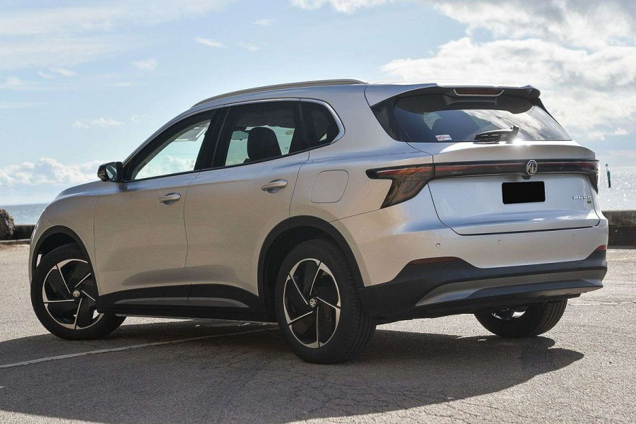 2025 MG MGS5 EV ZS3EM Essence 62 SUV Image 2