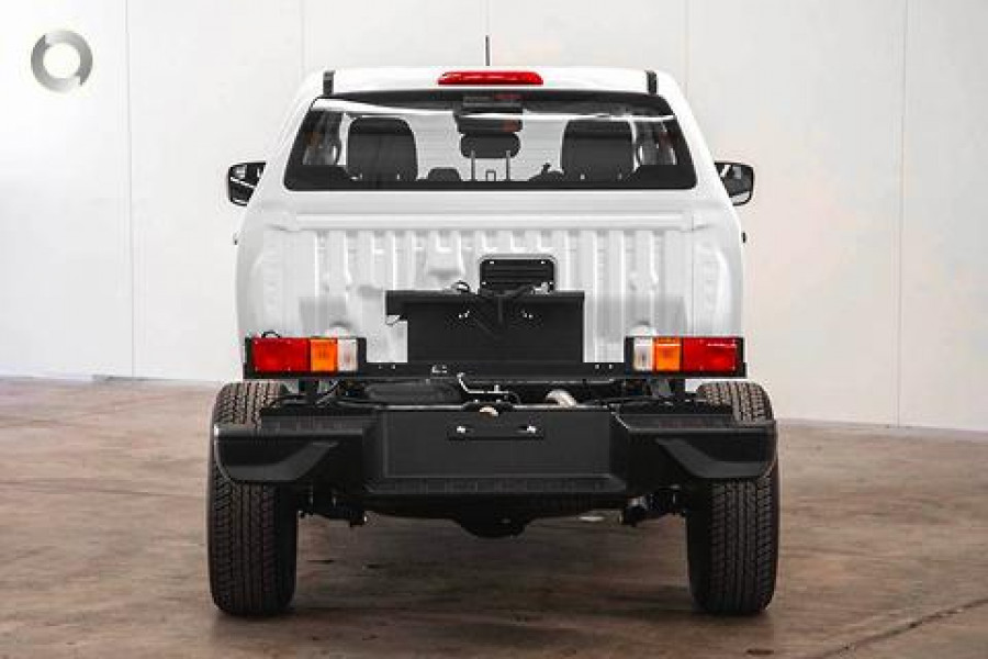 2026 MY25.5 Isuzu D-MAX RG SX High Ride Cab Chassis Image 6