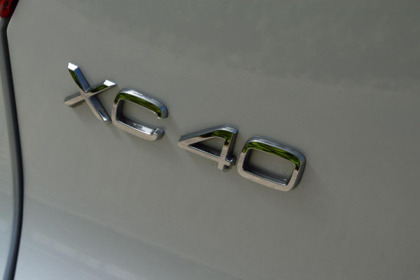 2022 MY23 Volvo XC40 XZ Plus B4 SUV Image 9