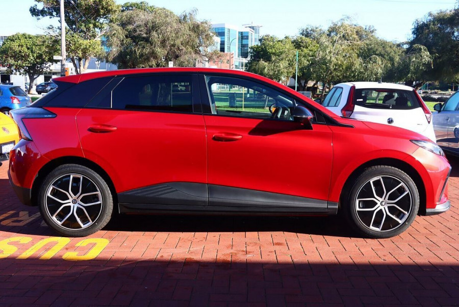 2024 MG MG4 MEH32 Essence 64 150kW Hatch Image 8