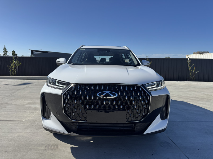 2025 MY26 Chery Tiggo 7 T32 Ultimate SUV Image 2