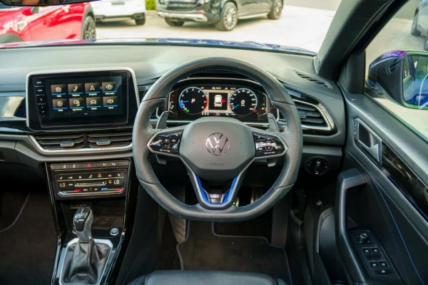 2022 Volkswagen T-Roc D11 R SUV Image 11