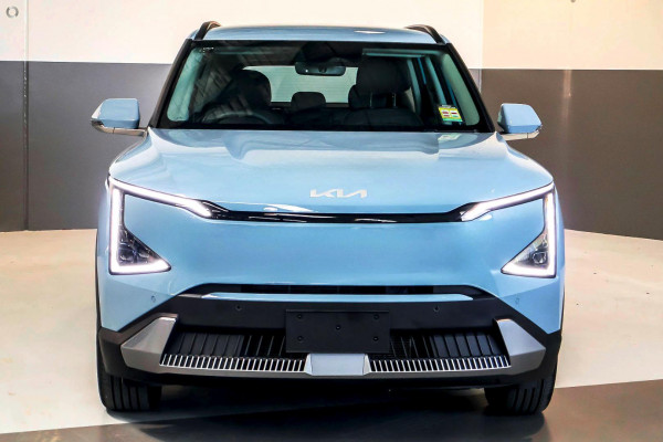 2026 Kia EV5 OVc Air Standard Range SUV Image 2