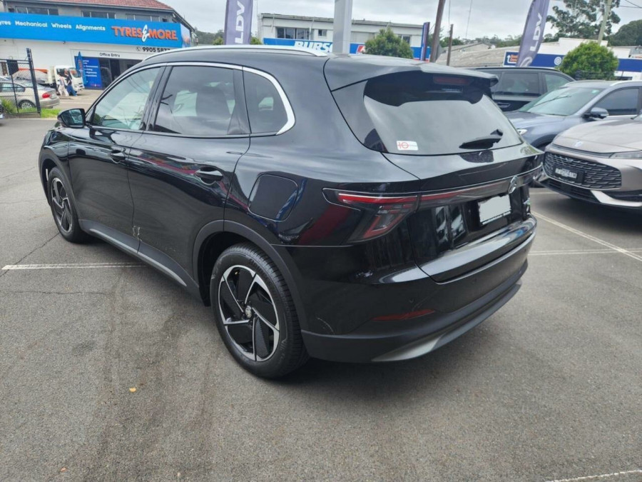 2026 MG MGS5 EV ZS3EM Essence 49 SUV Image 4