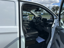 2024 MY23.75 Ford Transit Custom AV Trend LWB Van image 17