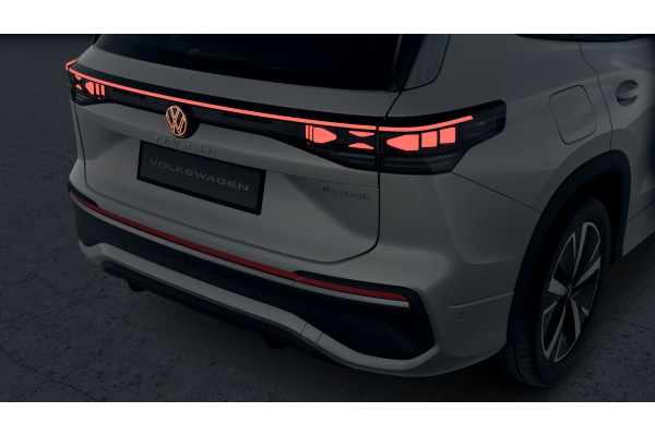 2026 Volkswagen Tayron R4 150TSI eHybrid Elegance SUV Image 5