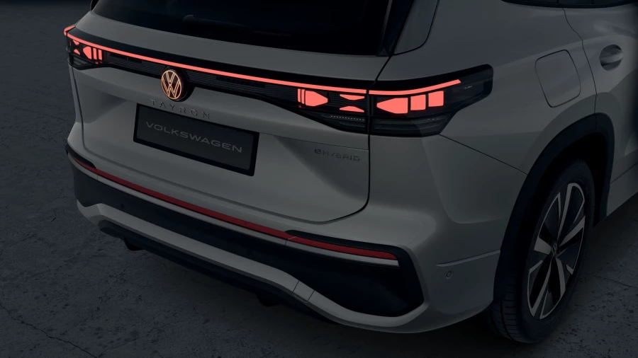 2026 Volkswagen Tayron R4 150TSI eHybrid Elegance SUV Image 5