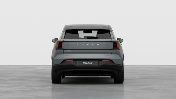 2026 Volvo EX30  Single Motor Extended Range Ultra SUV image 4