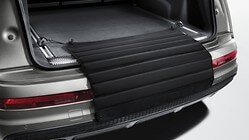 Loading sill protective mat