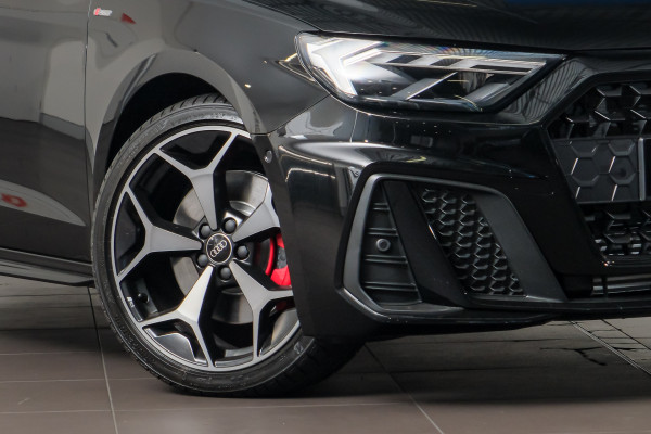 2026 Audi A1 40 TFSI S line Hatch image 6