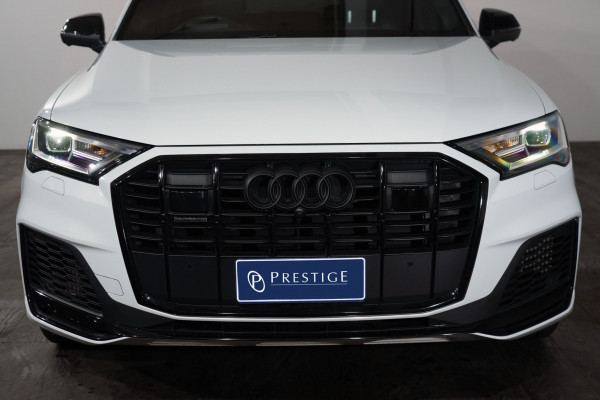 2022 Audi Q7 4M 55 TFSI S line SUV image 3