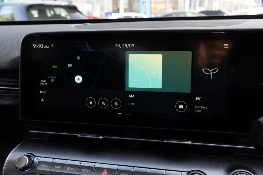 2024 Hyundai KONA SX2.V1  Electric SUV Image 11