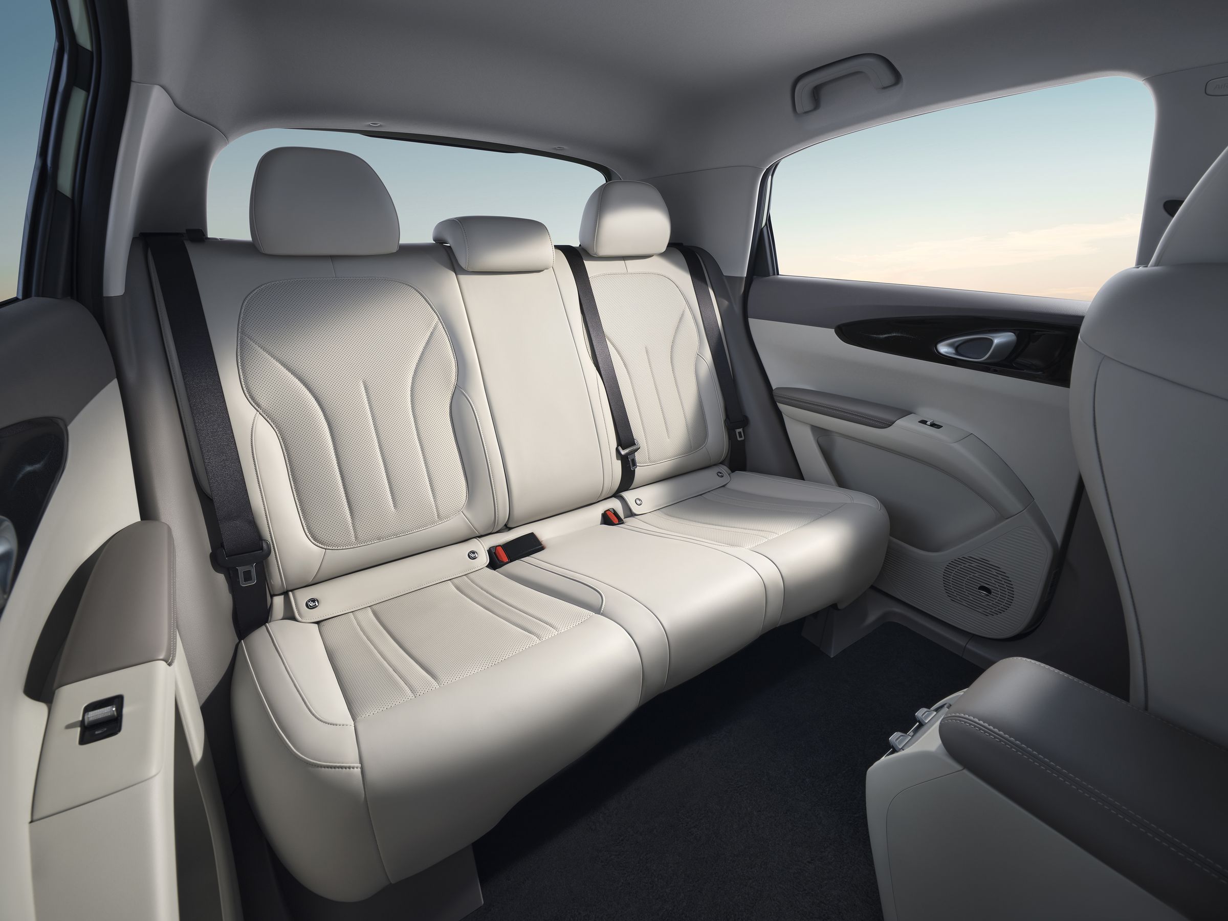 BIG COMFORT, WHEREVER YOU SIT Image