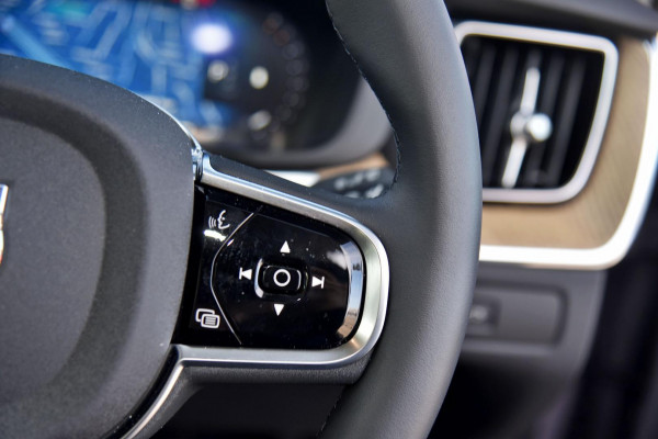 2025 MY26 Volvo XC60 UZ Plus B5 Bright SUV Image 15