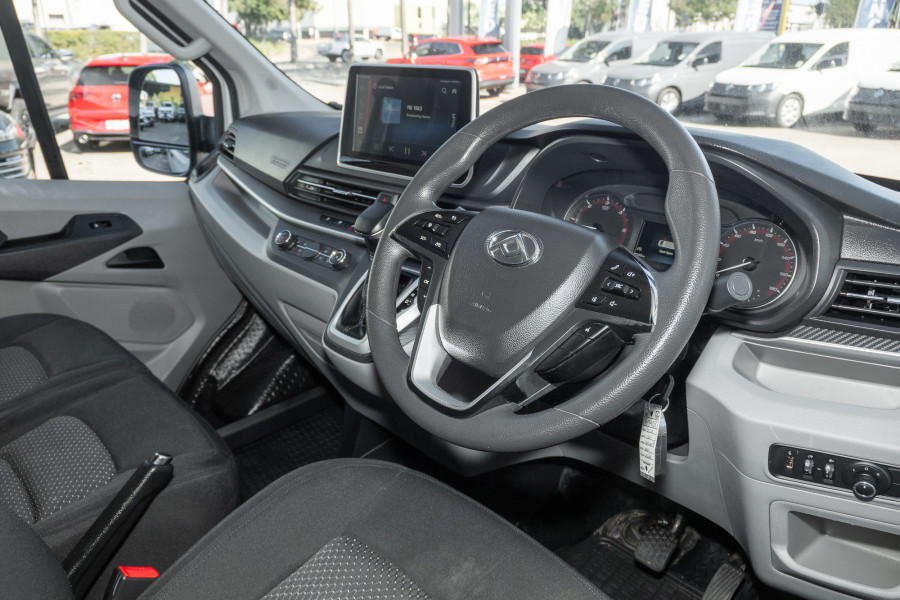 2020 LDV Deliver 9 Mid Roof MWB Van Image 6