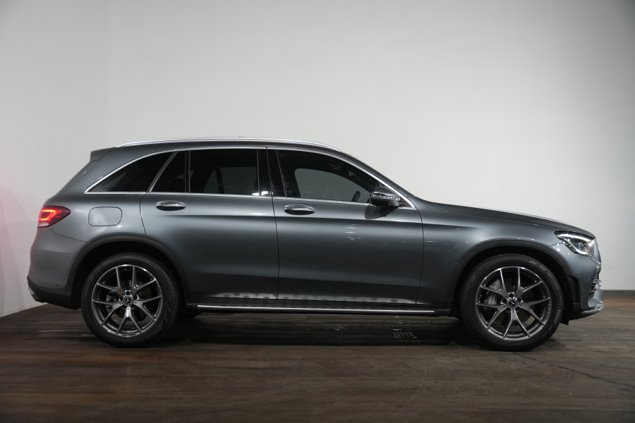 2021 Mercedes-Benz GLC-Class GLC300 SUV Image 4