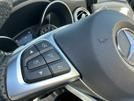 2016 Mercedes-Benz C-Class A205 C200 Convertible image 16