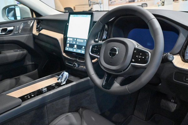 2026 Volvo XC60 UZ Plus B5 Bright SUV Image 5