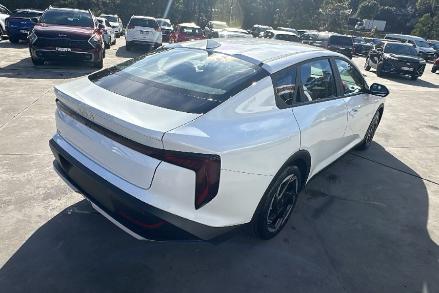 2024 MY25 Kia K4 CL4m Sport Sedan Image 5