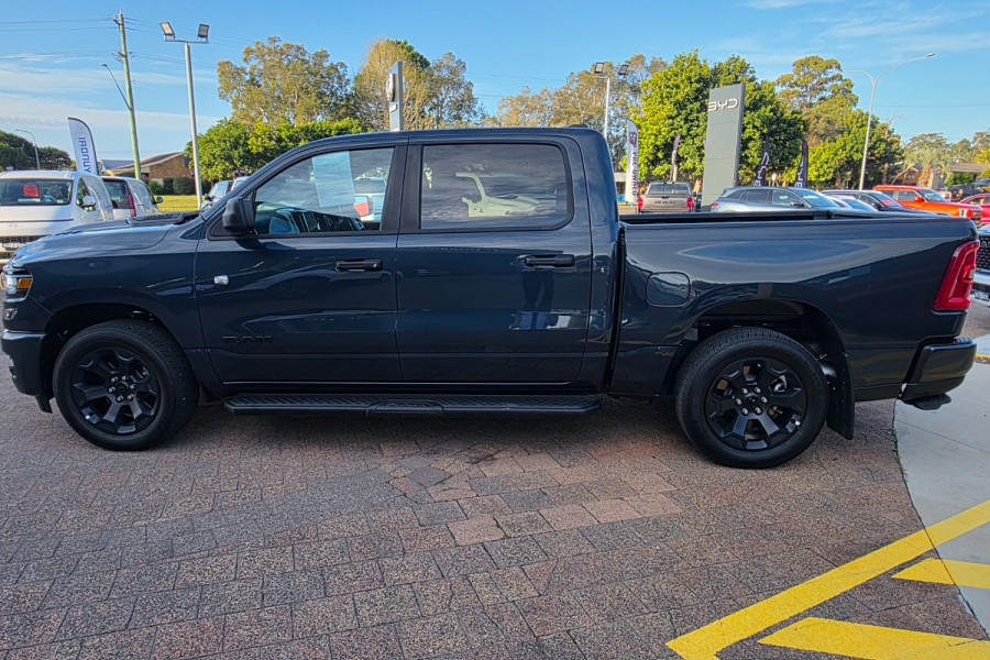 2026 Ram 1500 DT Express Black Edition Hurricane SO Ute