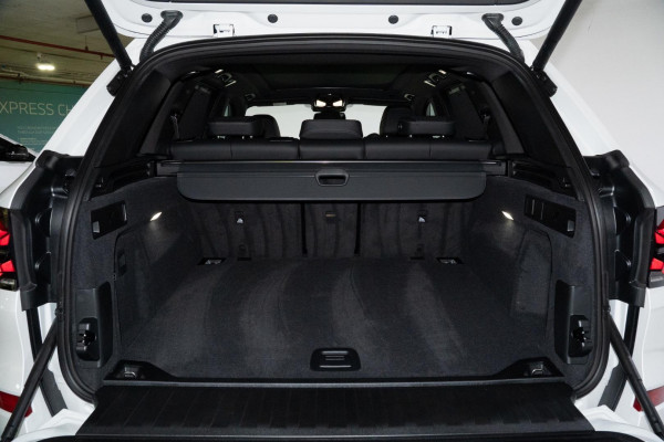 2026 BMW X5 G05 LCI xDrive30d M Sport SUV image 11