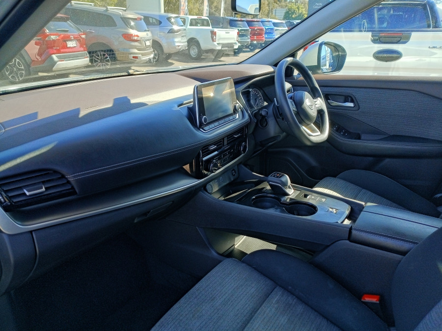 2024 MY25 Nissan X-Trail T33 ST SUV Image 18