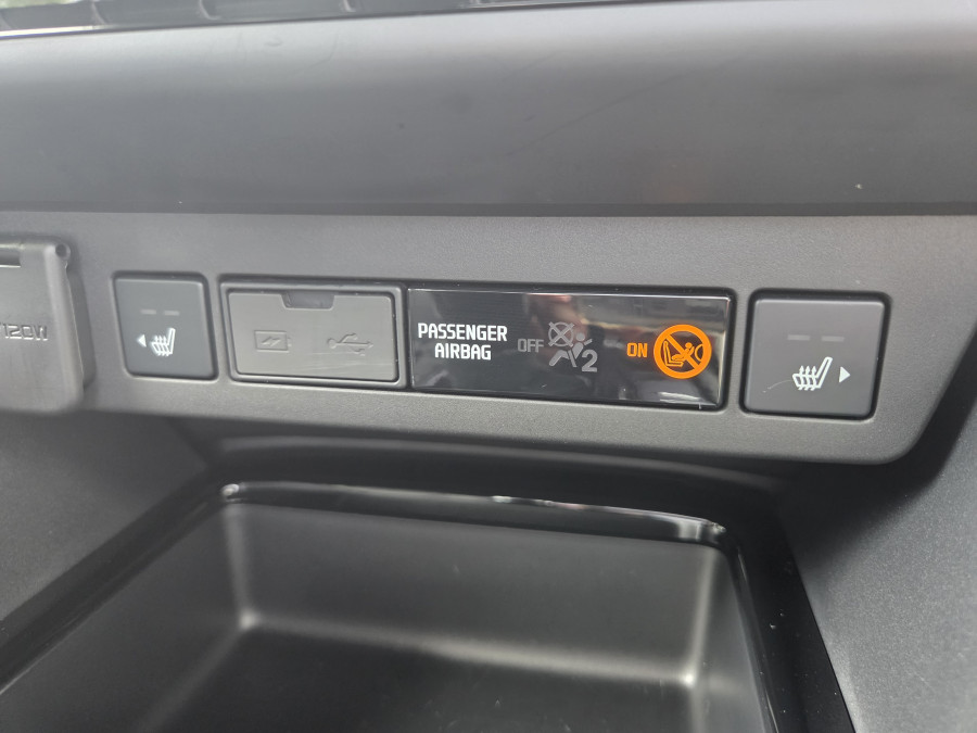 2025 MY25.5 Isuzu MU-X RJ LS-T SUV Image 12