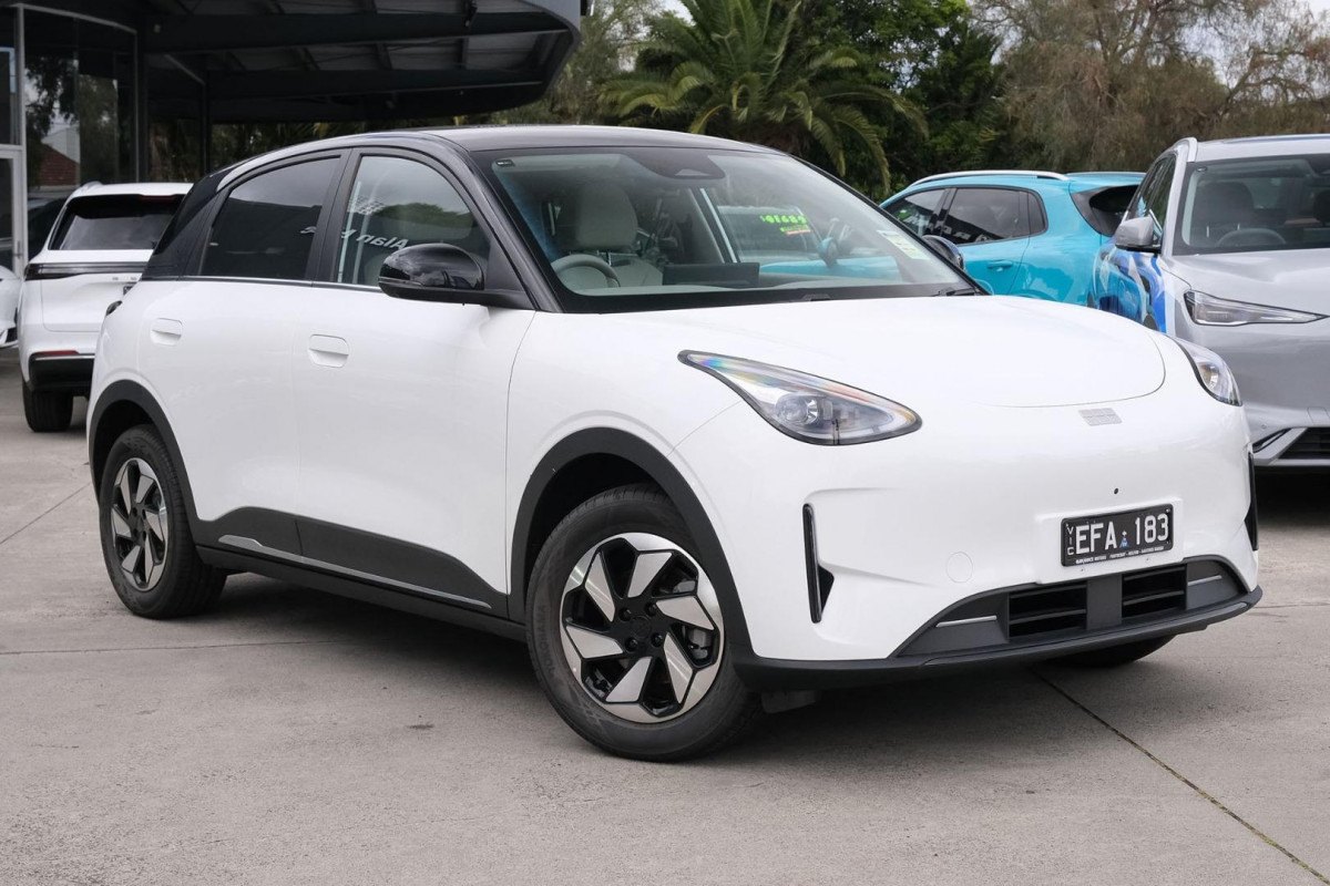 2026 MY27 Geely EX2 E22H Inspire Hatch
