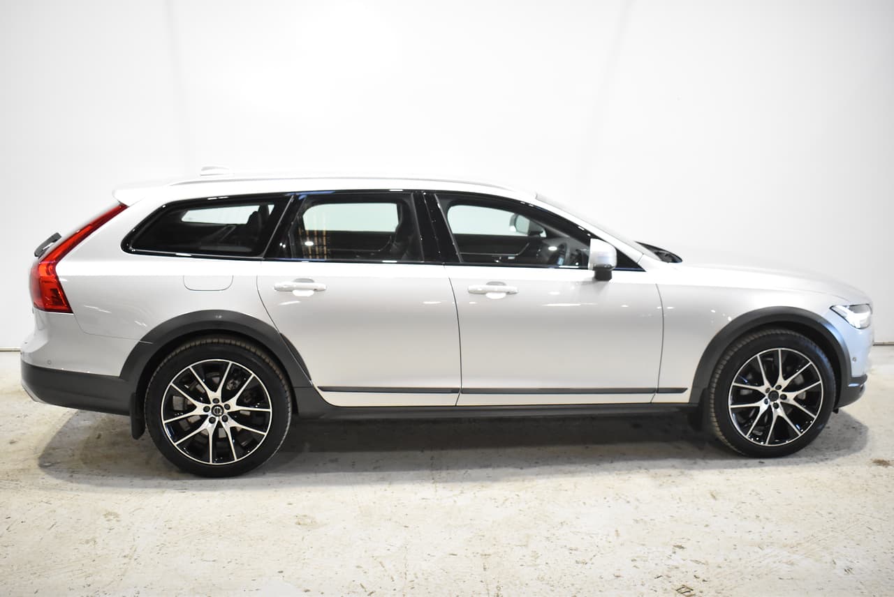 2019 Volvo V90 Cross Country  MY20 D5 Wagon Image 7