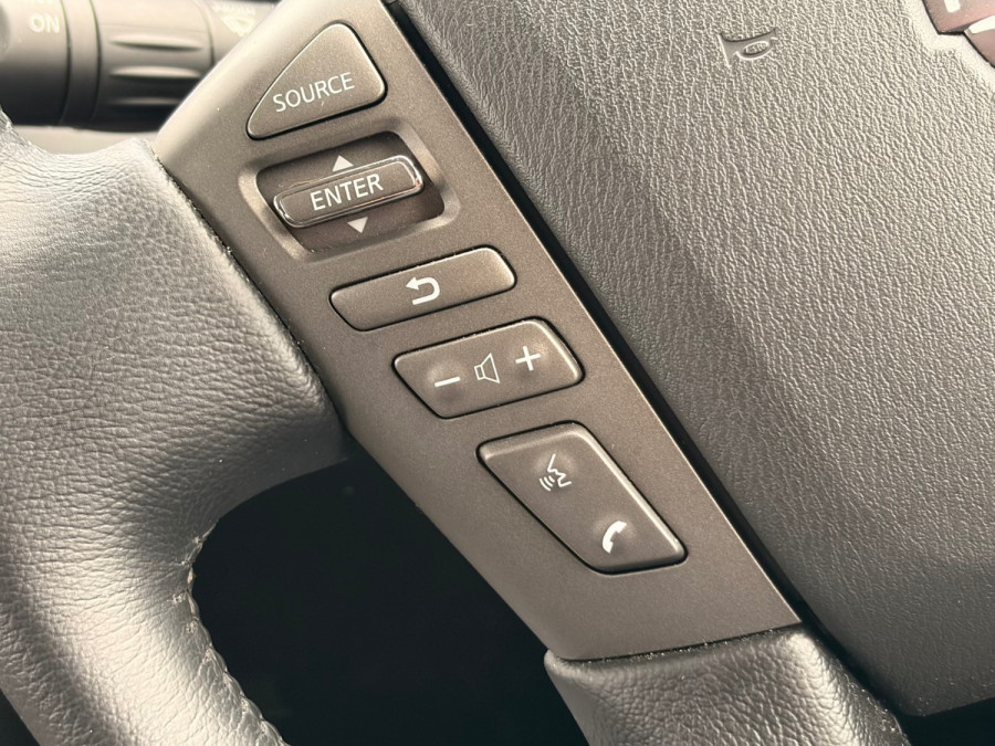 2024 Nissan Patrol Y62 Ti SUV Image 18