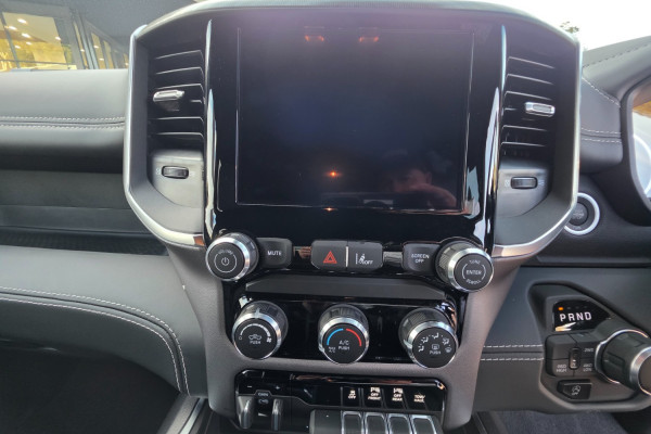 2026 Ram 1500 DT Express Black Edition Hurricane SO Ute Image 16