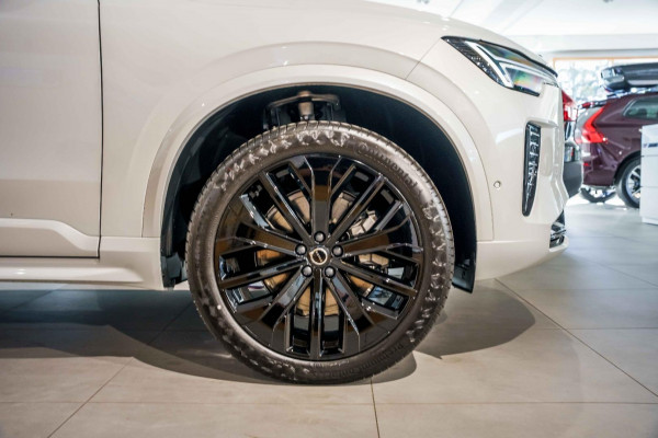 2026 Volvo XC90 L Series Black Edition SUV Image 23