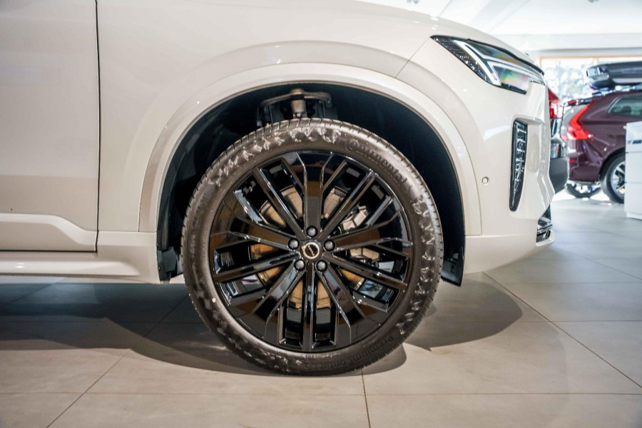 2026 Volvo XC90 L Series Black Edition SUV Image 23