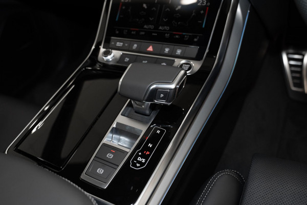 2026 Audi Q8 F1 TFSI e 360kW S line SUV image 15