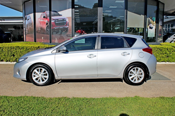 2013 Toyota Corolla ZRE182R Ascent Sport Hatch Image 5