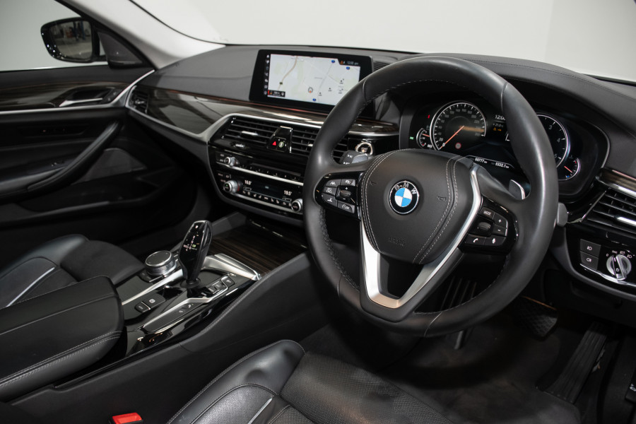 2018 BMW 5 Series 30d Luxury Line Sedan