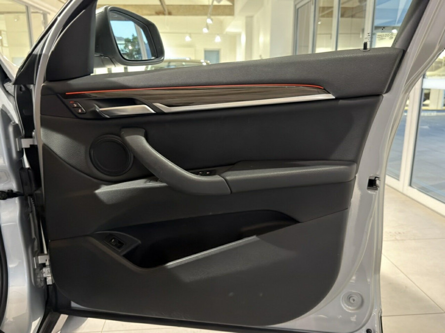 2018 BMW X1 F48 sDrive18i SUV Image 12