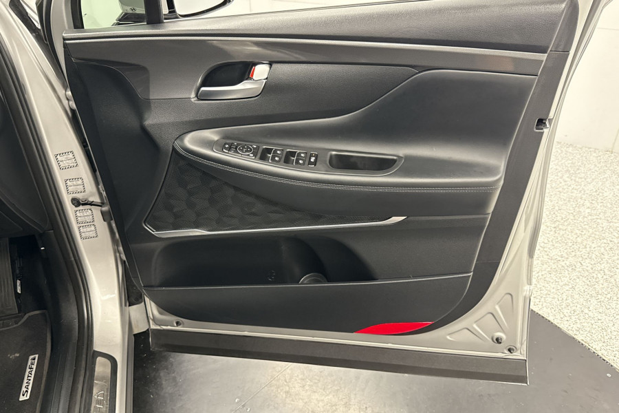 2020 Hyundai Santa Fe TM.2 Elite SUV Image 18