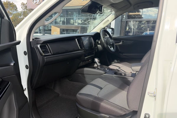 2026 Mazda BT-50 TF XTR Cab Chassis Image 9