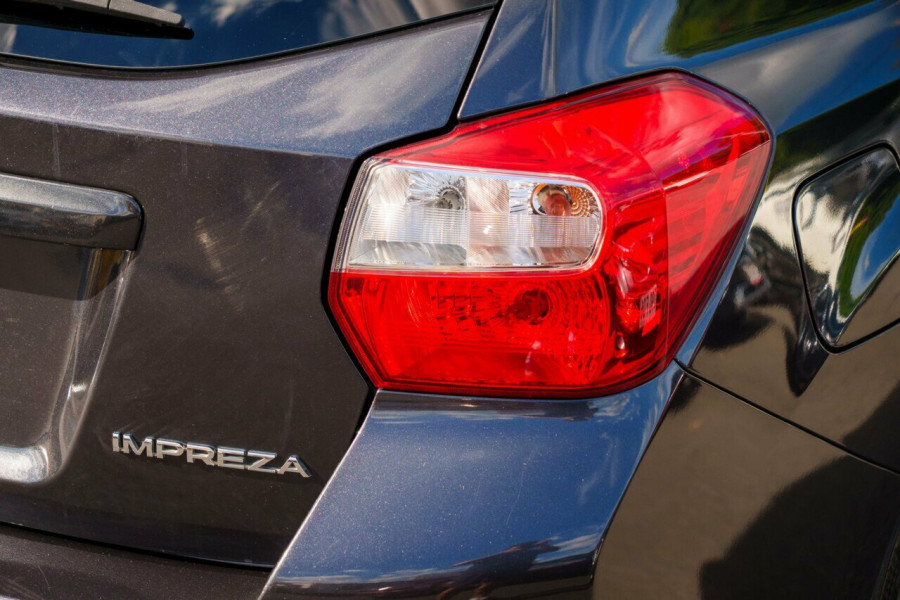 2012 Subaru Impreza G4 2.0i-S Sedan Image 7