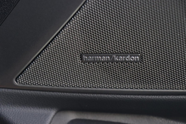 2025 BMW 3 Series G20 LCI II 330i M Sport Sedan image 13