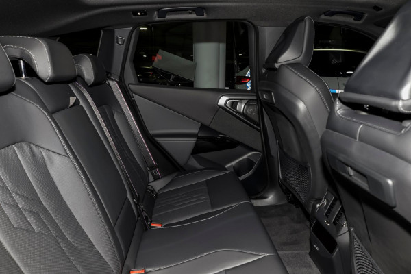 2025 BMW X3 G45 20 xDrive SUV image 9